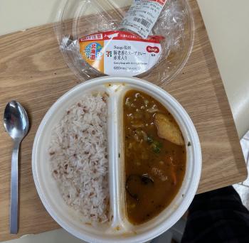 祝日診療の昼ご飯